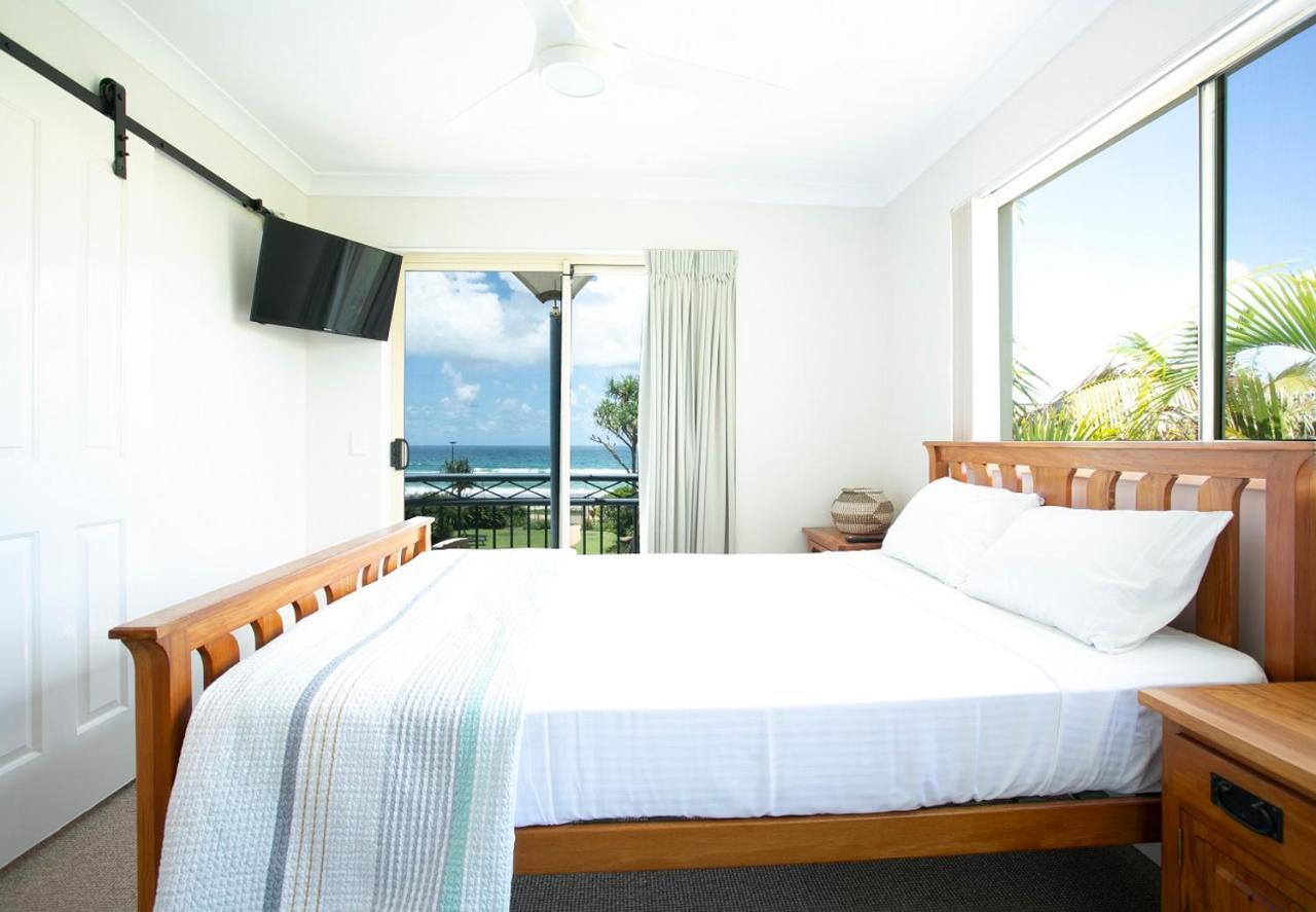 โกลเดน ริเวียรา บีช รีสอร์ต Hotel โกลด์โคสต์ ภายนอก รูปภาพ